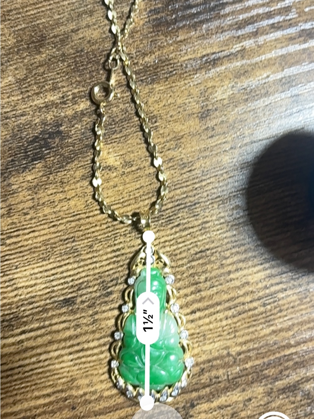 18KT Green Jade Buddha Pendant in Gold - Picture 5 of 5